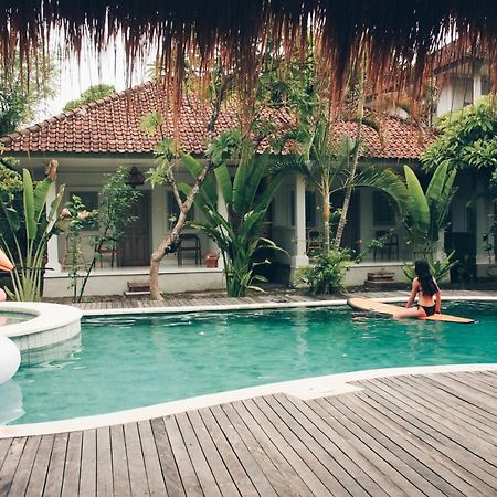 Endless Summer Surf Camp Kuta Kuta Lombok Eksteriør bilde