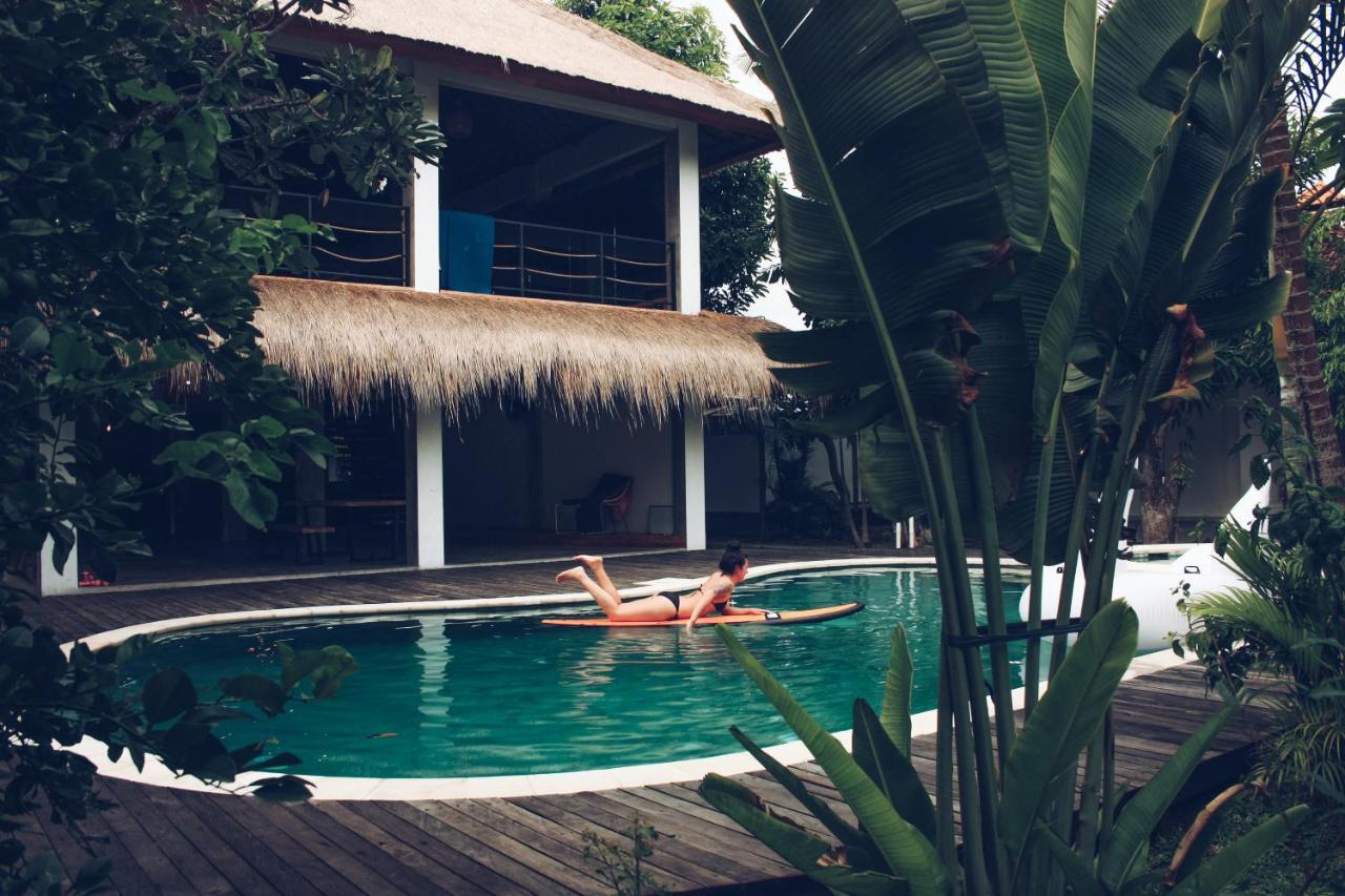 Endless Summer Surf Camp Kuta Kuta Lombok Eksteriør bilde