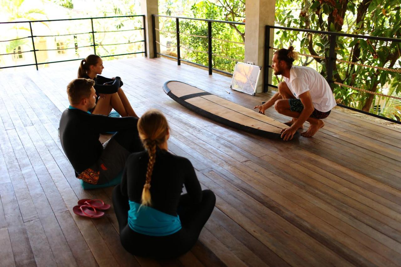 Endless Summer Surf Camp Kuta Kuta Lombok Eksteriør bilde