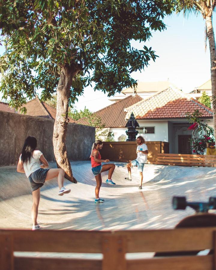 Endless Summer Surf Camp Kuta Kuta Lombok Eksteriør bilde