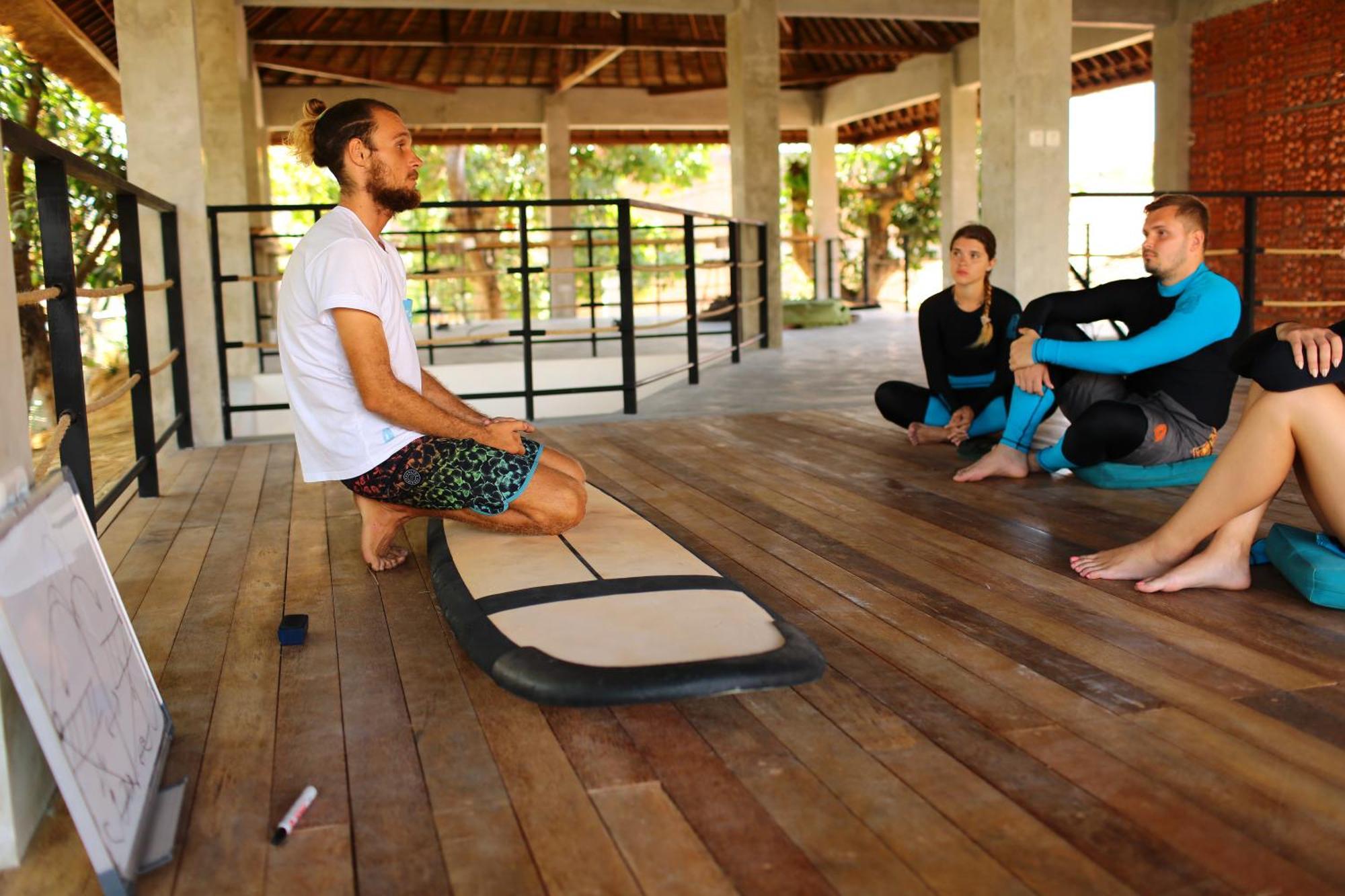 Endless Summer Surf Camp Kuta Kuta Lombok Eksteriør bilde