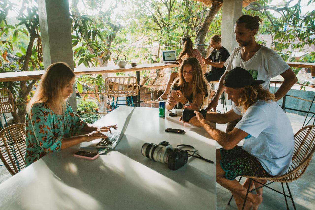 Endless Summer Surf Camp Kuta Kuta Lombok Eksteriør bilde